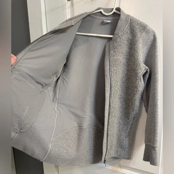 Lululemon Stand Out Sherpa Jacket Heathered Core Light Grey / Silver Drop - Picture 3 of 15